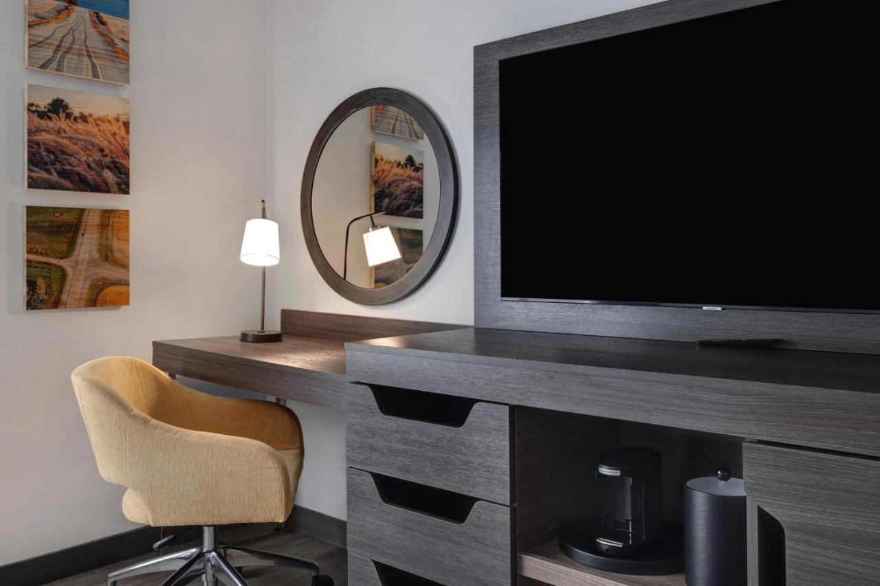 Hampton Inn Chicago Orland Park Exterior photo